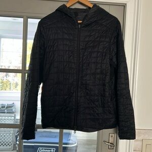 Men’s Lululemon lightweight puffer jacket
Size small